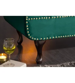 Invicta Interior Leżanka BRIGIDA Chesterfield szmaragdowo zielony aksamit