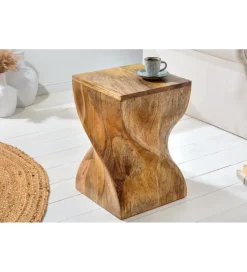 Invicta Interior - przedsprzedaż Stolik kawowy TWIST 45 cm drewno mango